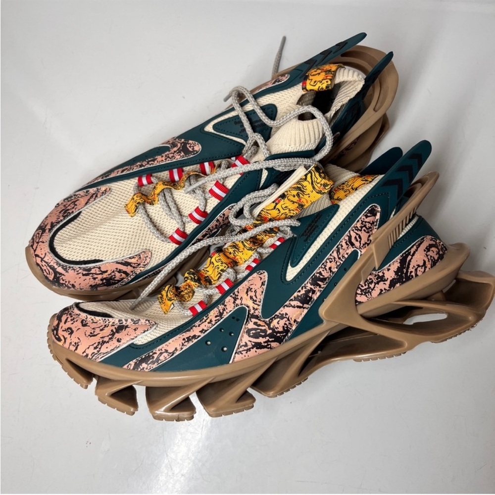 Men’s Sneaker Reuluton Beansfrom Brehing 
▪️Size 44
Like New